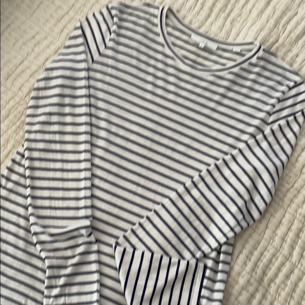Vince striped long sleeve tee- NEW, never worn